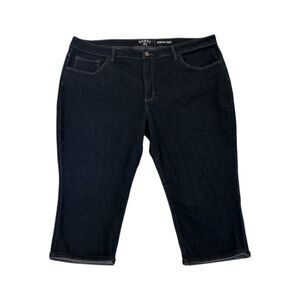 Lee Riders Women's Plus Size Dark Wash MidRise Capri Size 22M